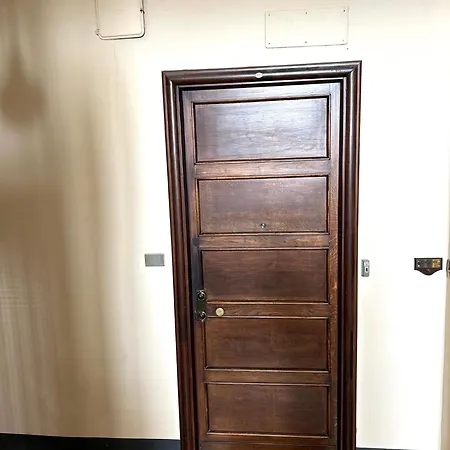 Apartment 15 Turin